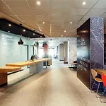 Ibis Centre
