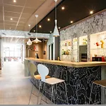 Ibis Centre Hotel