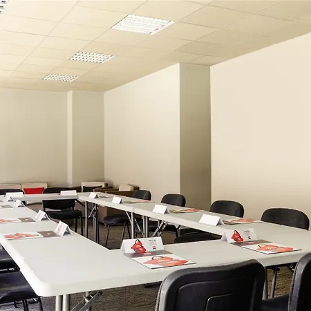 Ibis Centre 3*