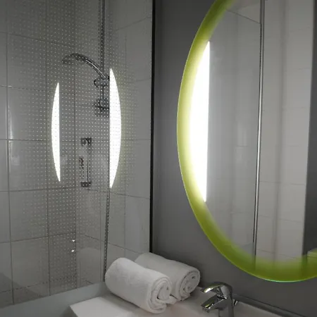 Ibis Centre Hotel 3*