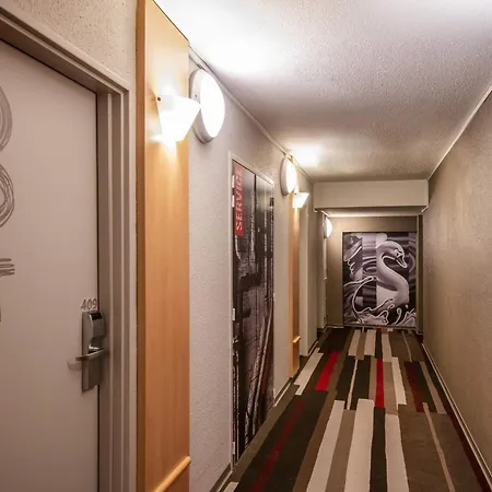 Hotel Ibis Centre 3*