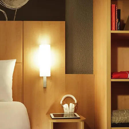 Ibis Centre Hotel