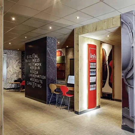 Ibis Centre Hotel 3*