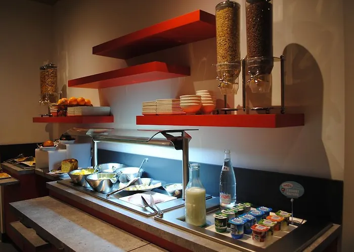 Ibis Centre فندق 3*